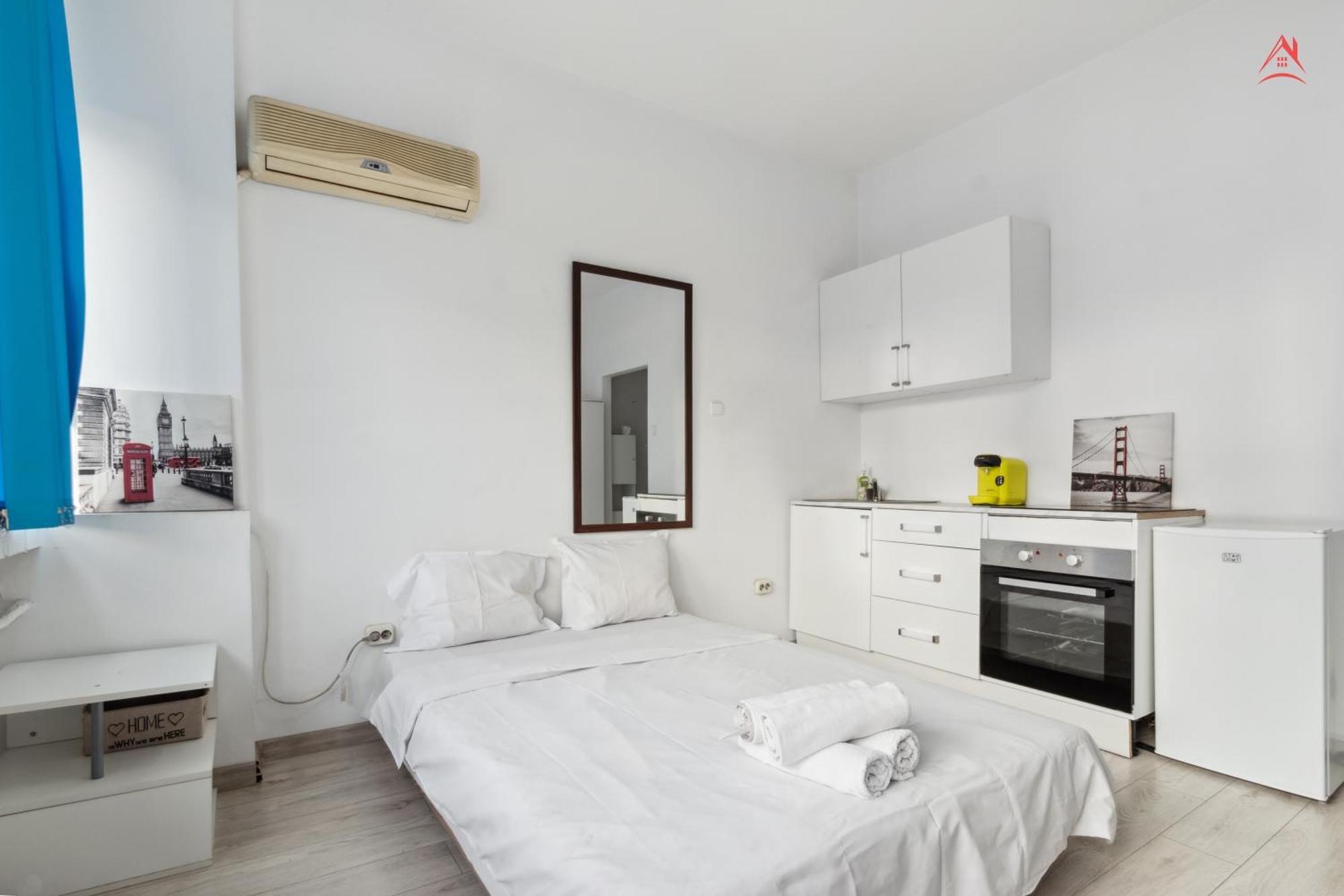 Appartamento Atheneum Easy Retreat Bucarest Esterno foto